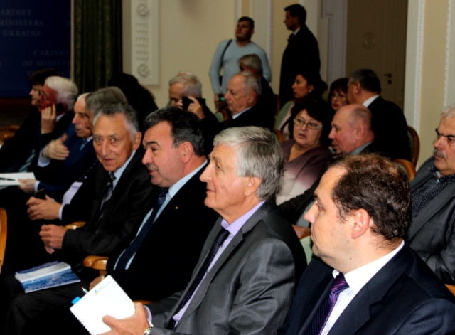 2016_10_groysman_FPU8.jpg